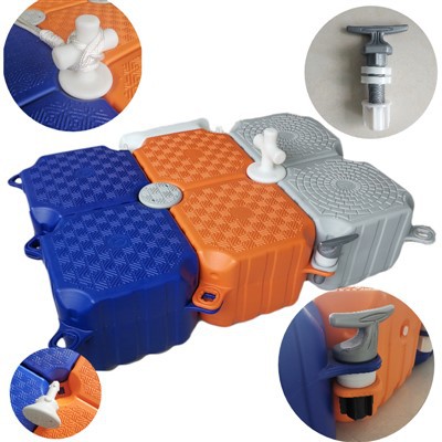 Pontone da allevamento di pesce